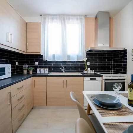 Onore Tatil Evi Lixouri